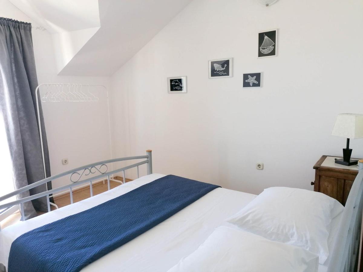 Apartments Natalia Supetar Eksteriør billede